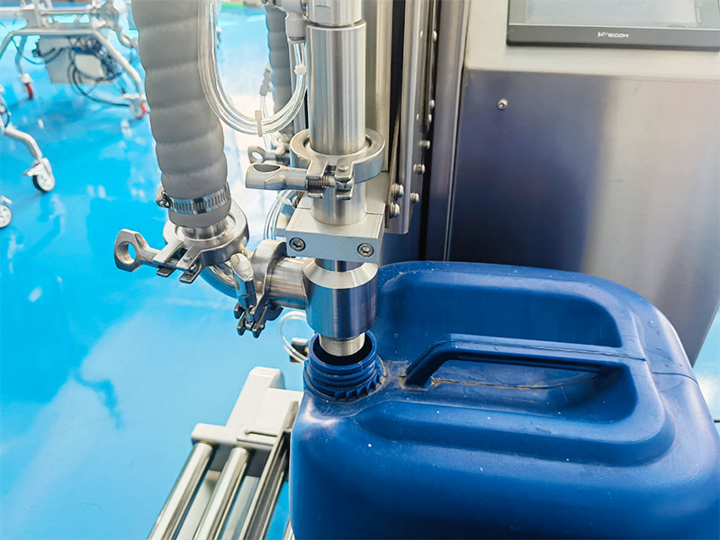 全自动酱料称重灌装生产线密封防漏性能展示(图4)